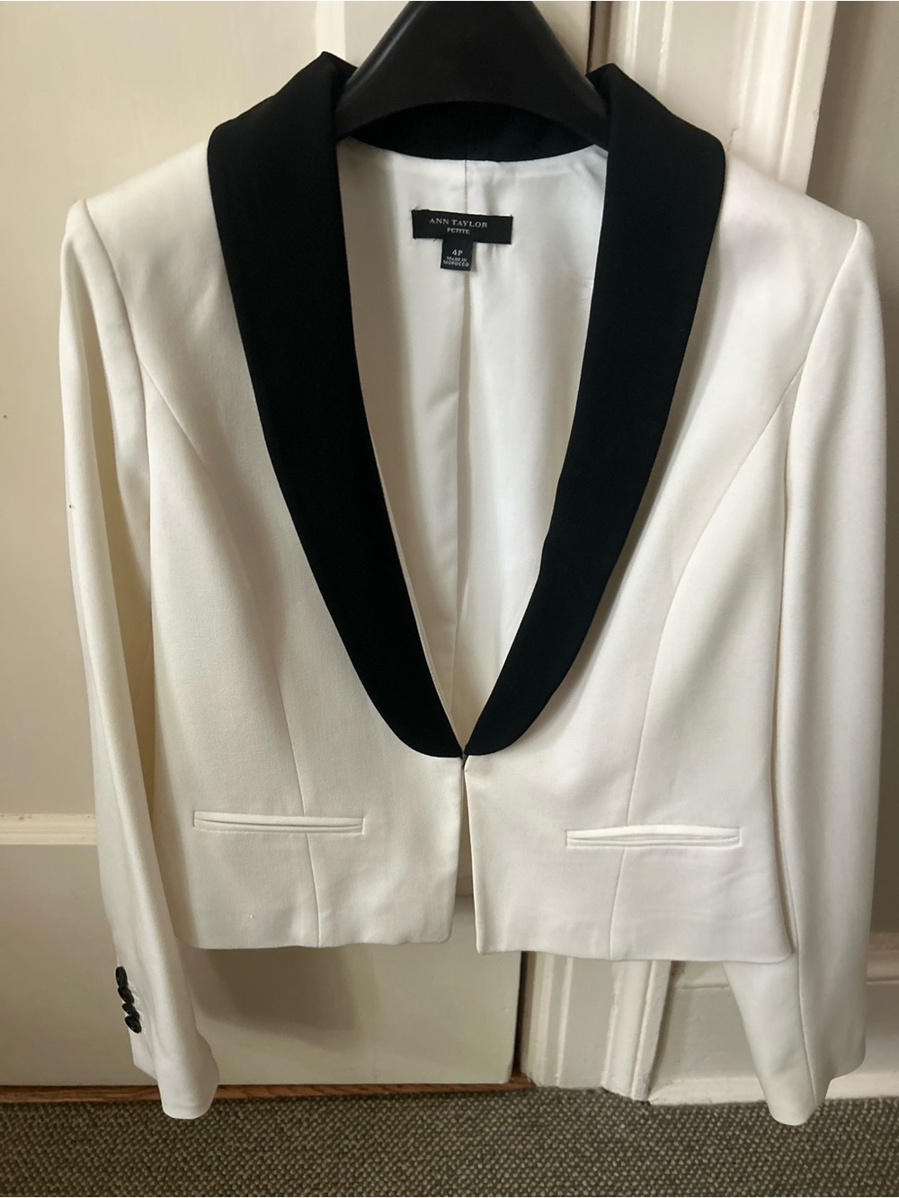 Ann Taylor White Cropped Blazer with Black Shawl Lapel